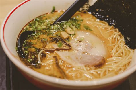 ホラー映画 海外 なぜかラーメンが美味しそうに見える理由