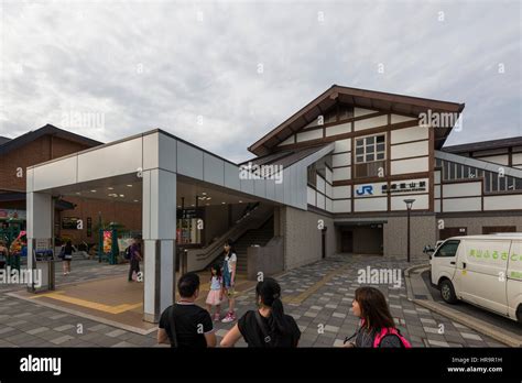 京都駅から嵯峨嵐山駅：古都の旅と現代の交差点